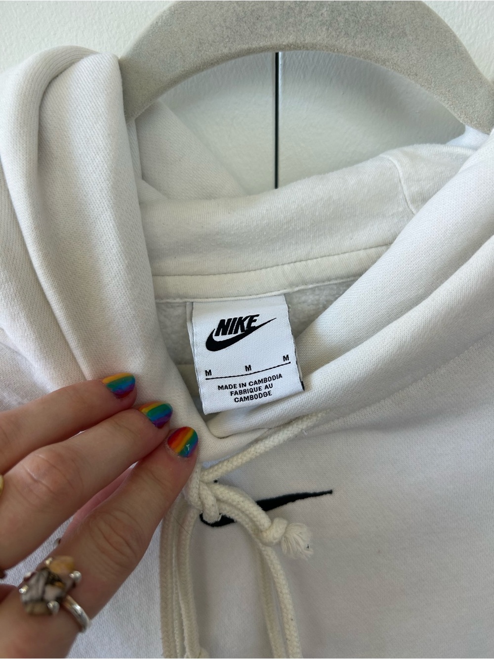 Nike White Women's Pullover Hoodie - Picture 3 of 4